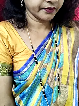 Snapshot of anuradha1432 chatting on 11-24-25, 09:31 anuradha1432 online show from 11-24-25, 09:31