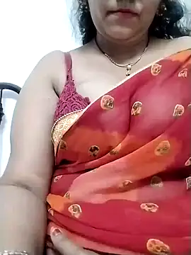 Snapshot of Nyra-23 chatting on 12-19-24, 11:29 Nyra-23 online show from 12-19-24, 11:29