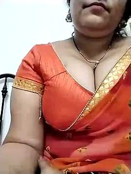 Snapshot of Nyra-23 chatting on 01-04-25, 12:38 Nyra-23 online show from 01-04-25, 12:38