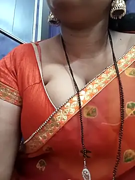 Snapshot of Nyra-23 chatting on 10-13-25, 07:41 Nyra-23 online show from 10-13-25, 07:41