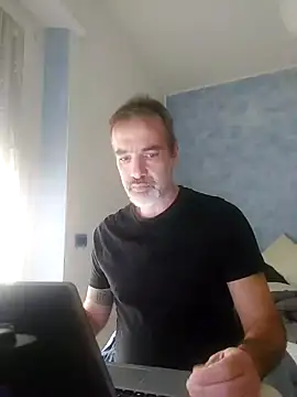 Snapshot of Marcolino183 chatting on 03-14-25, 09:14 Marcolino183 online show from 03-14-25, 09:14