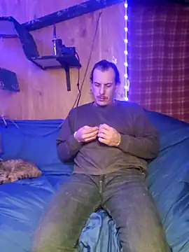 froggymclovin222 online show from 11-28-25, 08:17