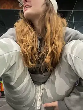 Snapshot of psilybaby chatting on 03-01-25, 04:47 psilybaby online show from 03-01-25, 04:47