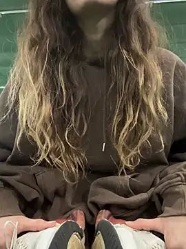 Snapshot of psilybaby chatting on 03-15-26, 05:35 psilybaby online show from 03-15-26, 05:35