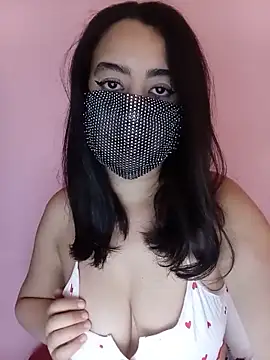 Snapshot of Salimasexy@xh chatting on 06-22-26, 03:31 Salimasexyxh online show from 06-22-26, 03:31