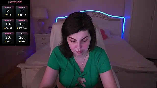 Snapshot of MirandaWong chatting on 01-22-25, 09:46 MirandaWong online show from 01-22-25, 09:46