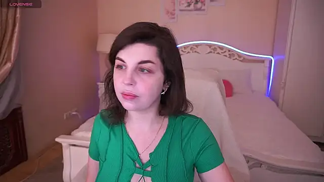 Snapshot of MirandaWong chatting on 01-29-25, 05:40 MirandaWong online show from 01-29-25, 05:40