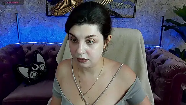 Snapshot of MirandaWong chatting on 01-31-25, 06:35 MirandaWong online show from 01-31-25, 06:35