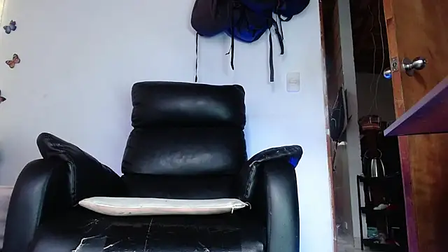 calioppe01 online show from 01-10-26, 12:40