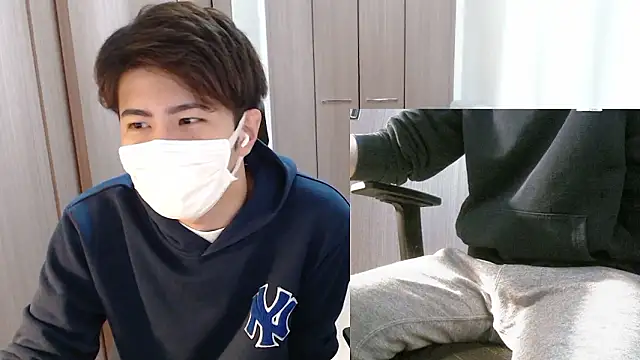 Snapshot of ryota_kkk chatting on 11-14-25, 04:49 ryota kkk online show from 11-14-25, 04:49