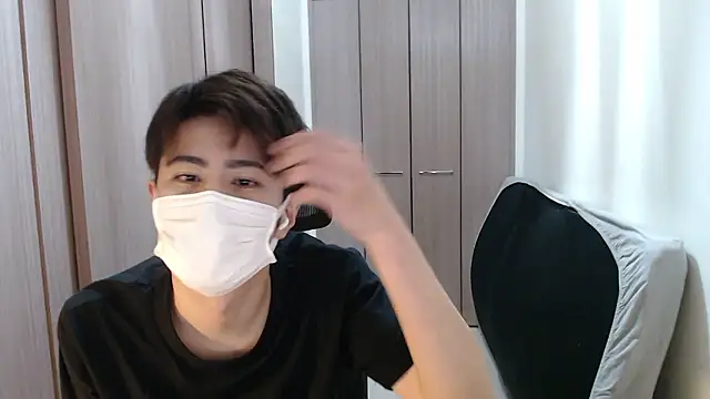 Snapshot of ryota_kkk chatting on 11-20-25, 12:05 ryota kkk online show from 11-20-25, 12:05