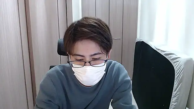 Snapshot of ryota_kkk chatting on 02-10-26, 10:08 ryota kkk online show from 02-10-26, 10:08