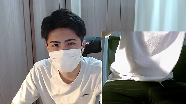 Snapshot of ryota_kkk chatting on 05-15-26, 11:28 ryota kkk online show from 05-15-26, 11:28