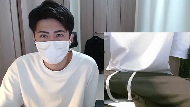 Snapshot of ryota_kkk chatting on 05-25-26, 12:55 ryota kkk online show from 05-25-26, 12:55