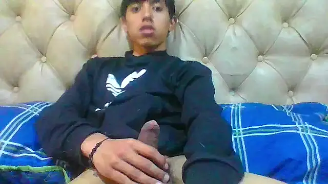 Snapshot of danuel23 chatting on 09-29-25, 09:30 danuel23 online show from 09-29-25, 09:30