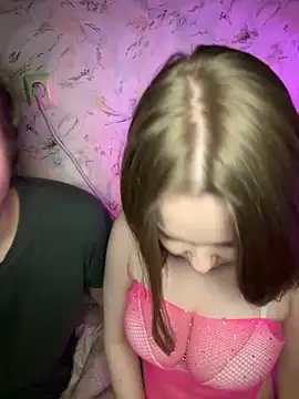 Snapshot of Family-Mm1 chatting on 02-24-26, 09:46 Family-Mm1 online show from 02-24-26, 09:46