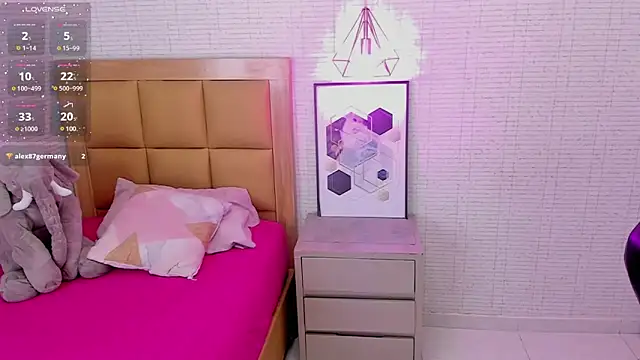 MAGNOLEROY online show from 03-11-25, 07:47