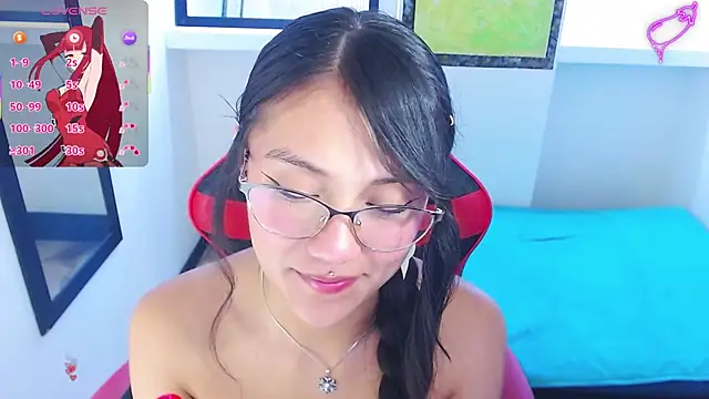 Snapshot of Catalehia_Milk chatting on 03-13-25, 08:22 Catalehia Milk online show from 03-13-25, 08:22