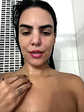 Snapshot of MARYADSUARD chatting on 10-19-25, 10:21 MARYADSUARD online show from 10-19-25, 10:21