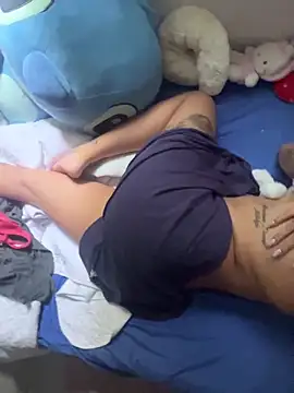 Snapshot of MARYADSUARD chatting on 10-31-25, 07:04 MARYADSUARD online show from 10-31-25, 07:04