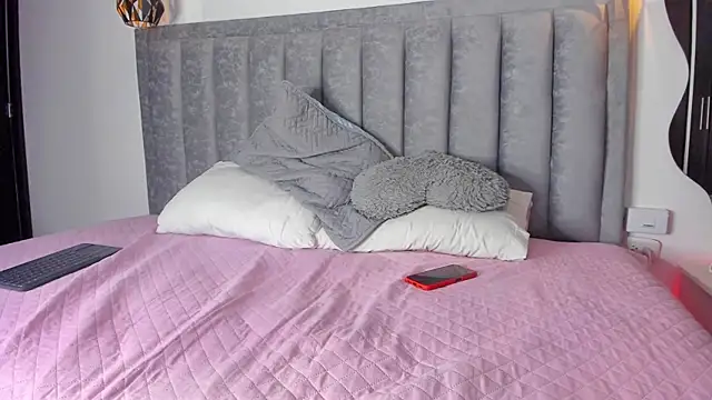 Snapshot of Valeria07_ chatting on 01-14-25, 09:13 Valeria07 online show from 01-14-25, 09:13