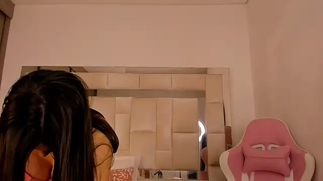 isabella gomez11 online show from 12-03-24, 06:38