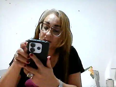 karlabarrera online show from 09-15-25, 09:59