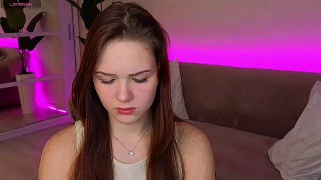 LindaRobertz online show from 11-29-25, 10:02