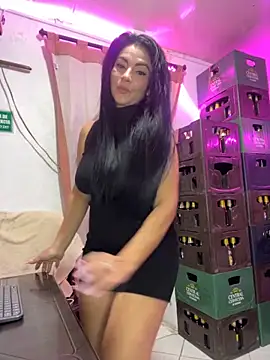 Snapshot of Hot_beauty__ chatting on 10-10-25, 04:55 Hot beauty online show from 10-10-25, 04:55