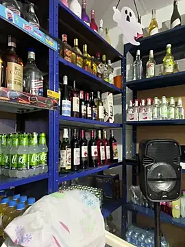 Snapshot of Hot_beauty__ chatting on 10-28-25, 03:10 Hot beauty online show from 10-28-25, 03:10