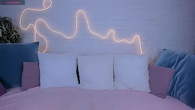 rossy babe  online show from 01-24-25, 03:43