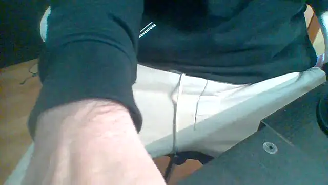 Snapshot of elogordo_ chatting on 03-10-26, 02:00 elogordo online show from 03-10-26, 02:00