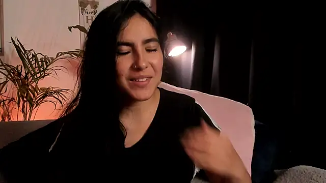 Snapshot of Serenity_Day chatting on 02-04-25, 02:49 Serenity Day online show from 02-04-25, 02:49