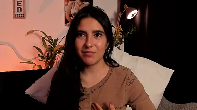 Snapshot of Serenity_Day chatting on 03-17-25, 12:41 Serenity Day online show from 03-17-25, 12:41