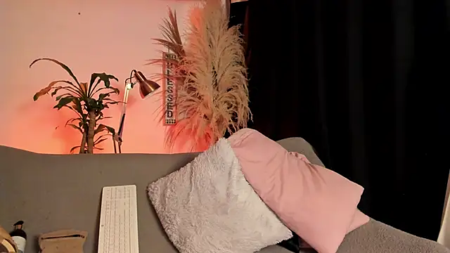 Serenity Day online show from 02-19-26, 01:56