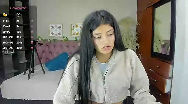 Lia Keen online show from 02-28-25, 07:46