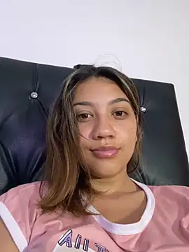 Snapshot of nina_carther chatting on 01-12-25, 12:01 nina carther online show from 01-12-25, 12:01