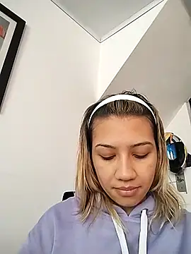 Snapshot of nina_carther chatting on 02-28-25, 01:25 nina carther online show from 02-28-25, 01:25