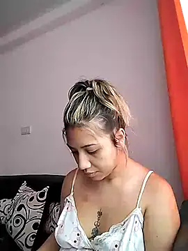 Snapshot of nina_carther chatting on 03-06-25, 01:46 nina carther online show from 03-06-25, 01:46