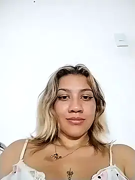 Snapshot of nina_carther chatting on 03-08-25, 02:01 nina carther online show from 03-08-25, 02:01