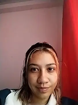 Snapshot of nina_carther chatting on 03-12-25, 12:04 nina carther online show from 03-12-25, 12:04