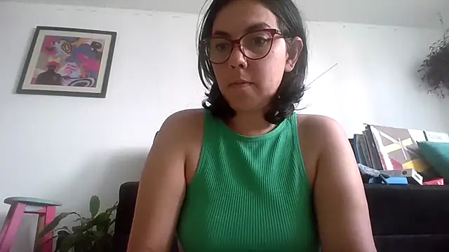 Snapshot of Tiramisu89 chatting on 09-08-25, 08:08 Tiramisu89 online show from 09-08-25, 08:08