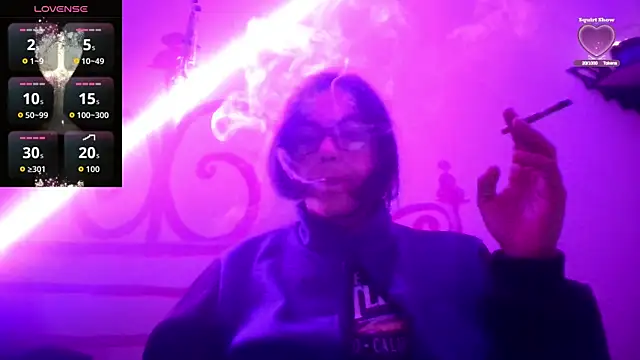 Snapshot of Tiramisu89 chatting on 10-03-25, 05:04 Tiramisu89 online show from 10-03-25, 05:04