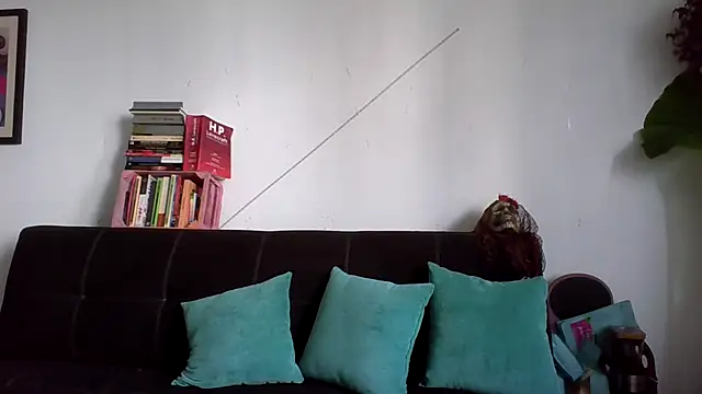 Snapshot of Tiramisu89 chatting on 10-17-25, 08:33 Tiramisu89 online show from 10-17-25, 08:33