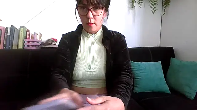 Snapshot of Tiramisu89 chatting on 02-03-26, 09:53 Tiramisu89 online show from 02-03-26, 09:53