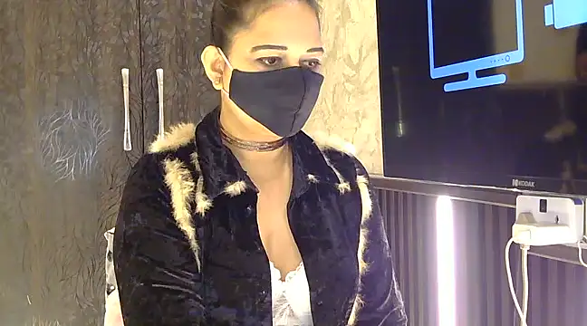 Snapshot of fabdemira chatting on 12-26-24, 08:42 fabdemira online show from 12-26-24, 08:42