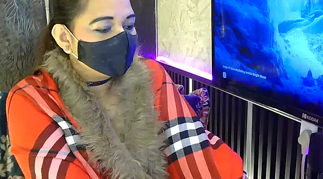 Snapshot of fabdemira chatting on 01-06-25, 07:45 fabdemira online show from 01-06-25, 07:45