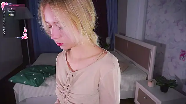 LynetBurby online show from 12-01-25, 06:40