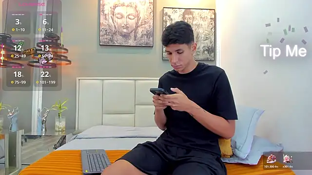 Snapshot of kieran_derek chatting on 11-28-25, 03:31 kieran derek online show from 11-28-25, 03:31