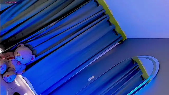 gatitavenecis online show from 01-31-25, 04:48